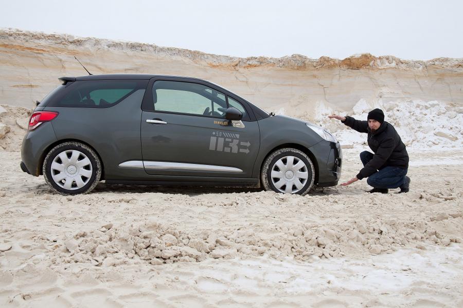  Citroen DS3 2010 года  (фото 41 из 115)